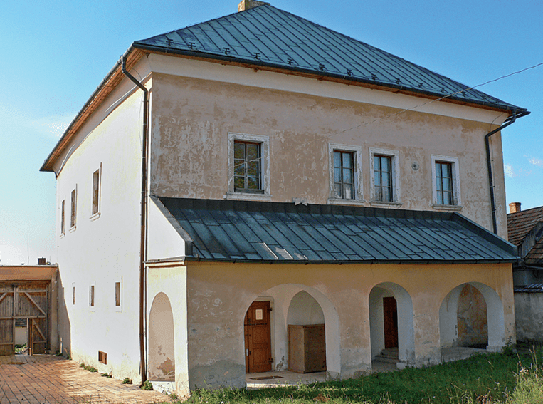 Bát